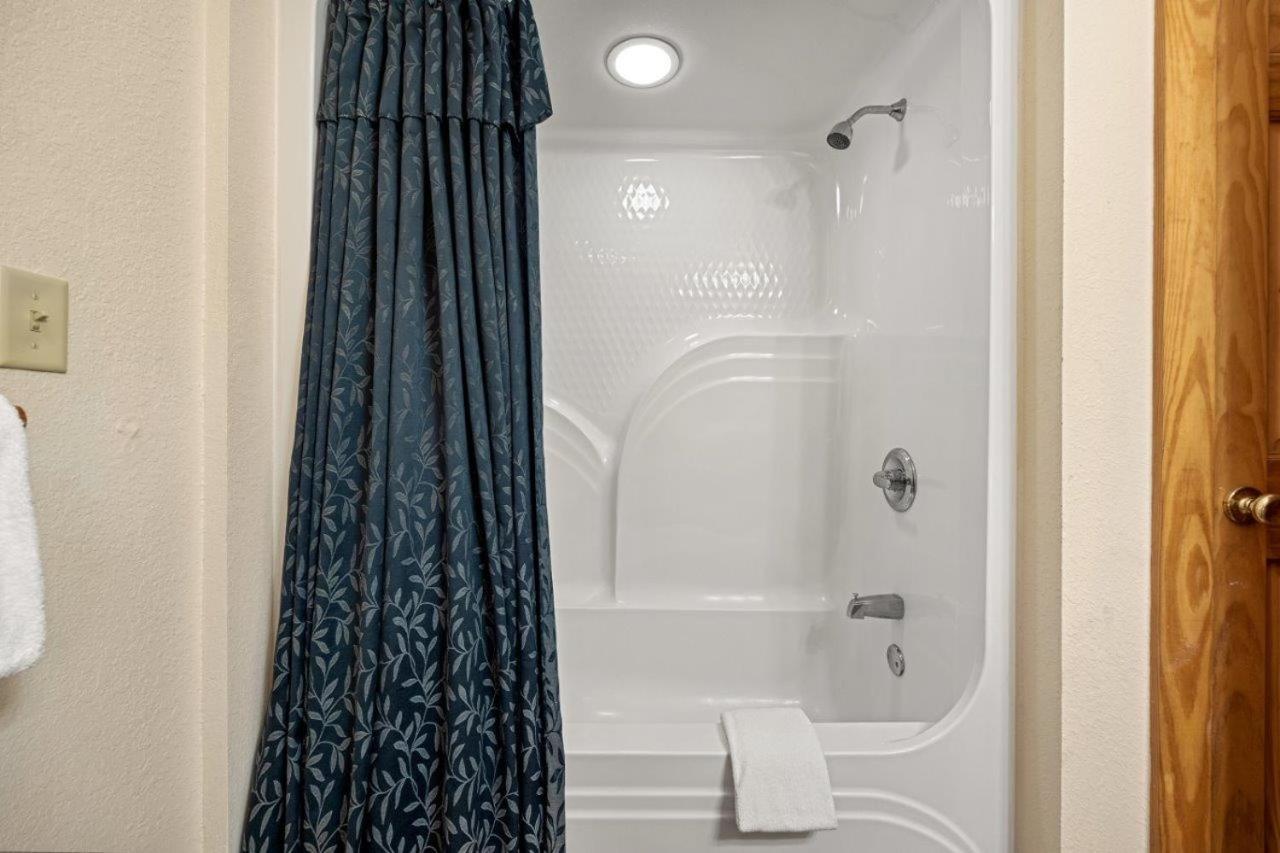 Poplar Point Unit 12e By Eden Crest * Pigeon Forge