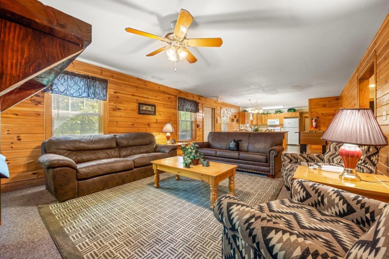 Poplar Point Unit 12e By Eden Crest
